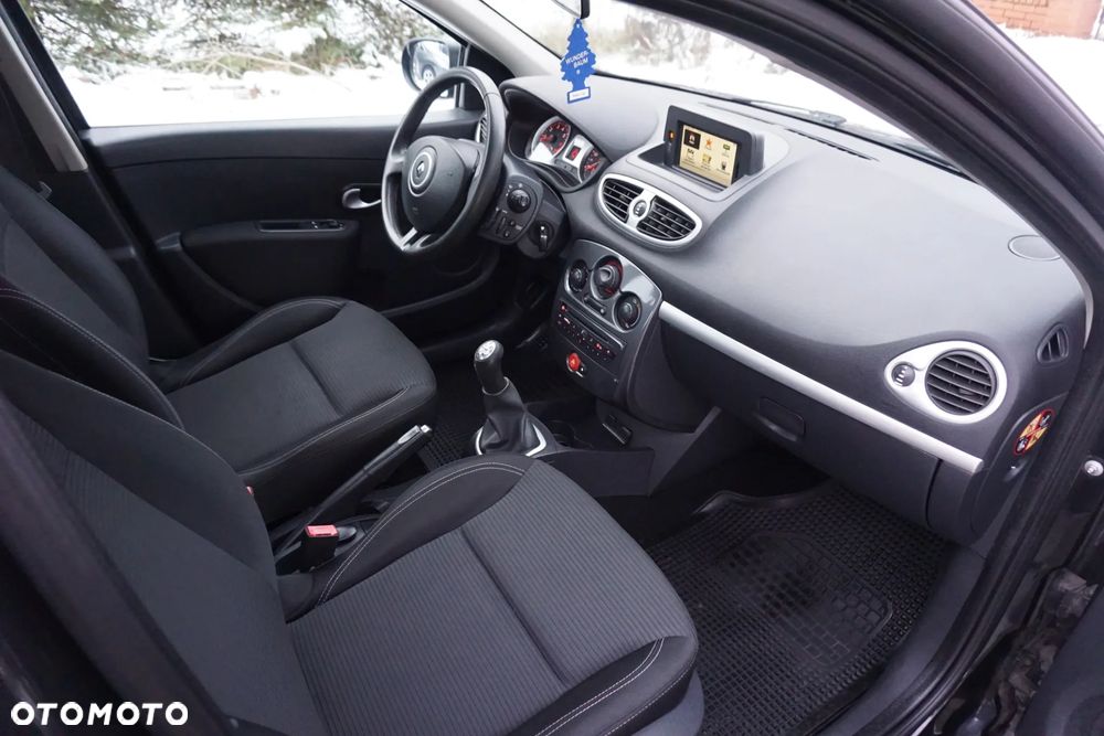 Renault Clio 1.2 16V 75 Expression - 4