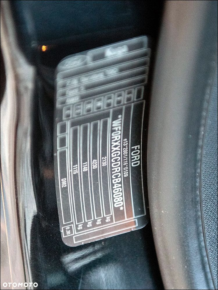 Ford Kuga - 38