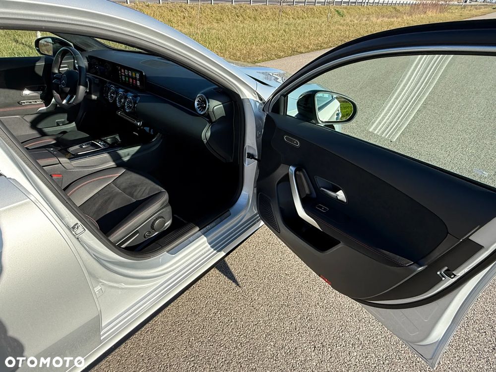 Mercedes-Benz Klasa A 200 7G-DCT AMG Line - 27