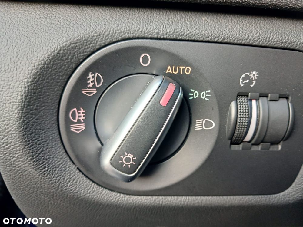 Audi A3 Sportback 2.0 TDI DPF S line Sportpaket - 28