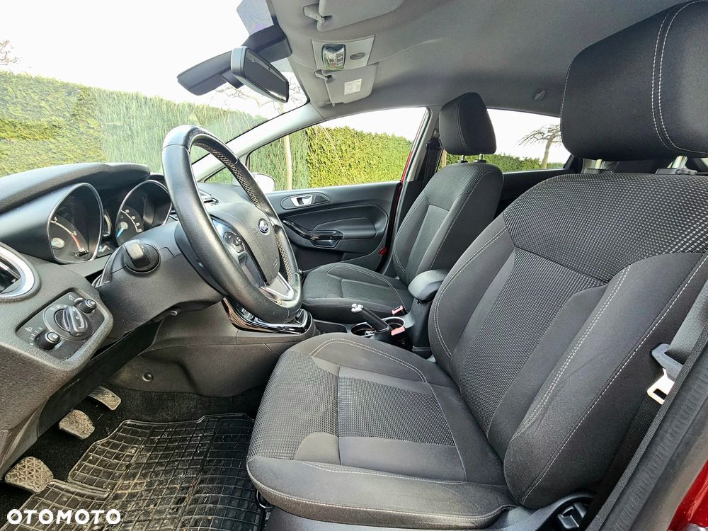 Ford Fiesta 1.5 TDCi Titanium - 6