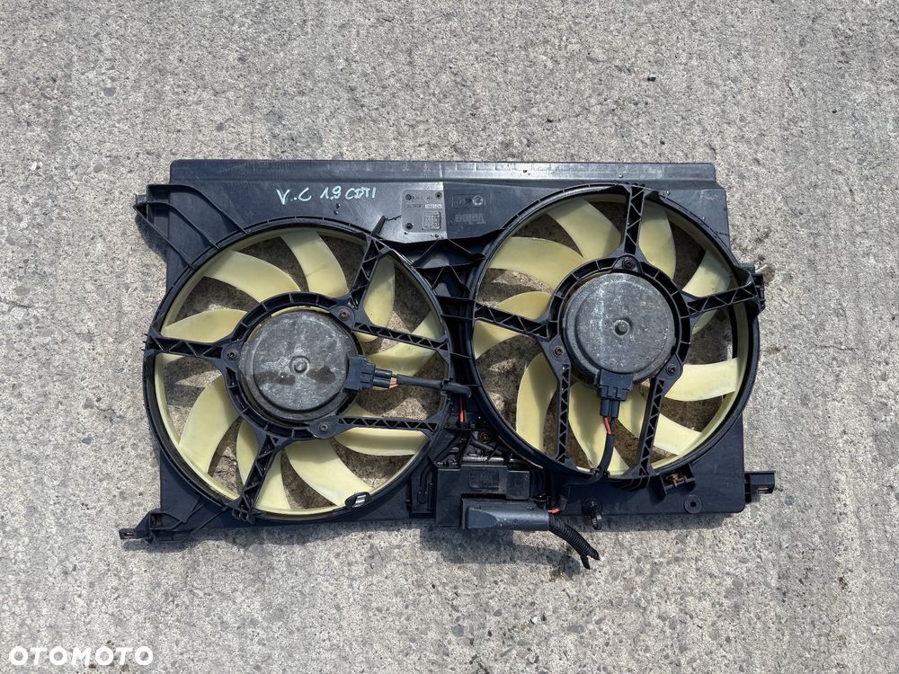 OPEL VECTRA C SIGNUM  WENTYLATOR CHŁODNICY obudowa moduł wentylatorów 1.9 Cdti Diesel - 2
