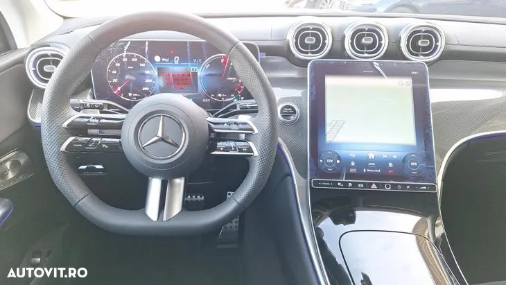 Mercedes-Benz GLC 300 e 4MATIC - 13