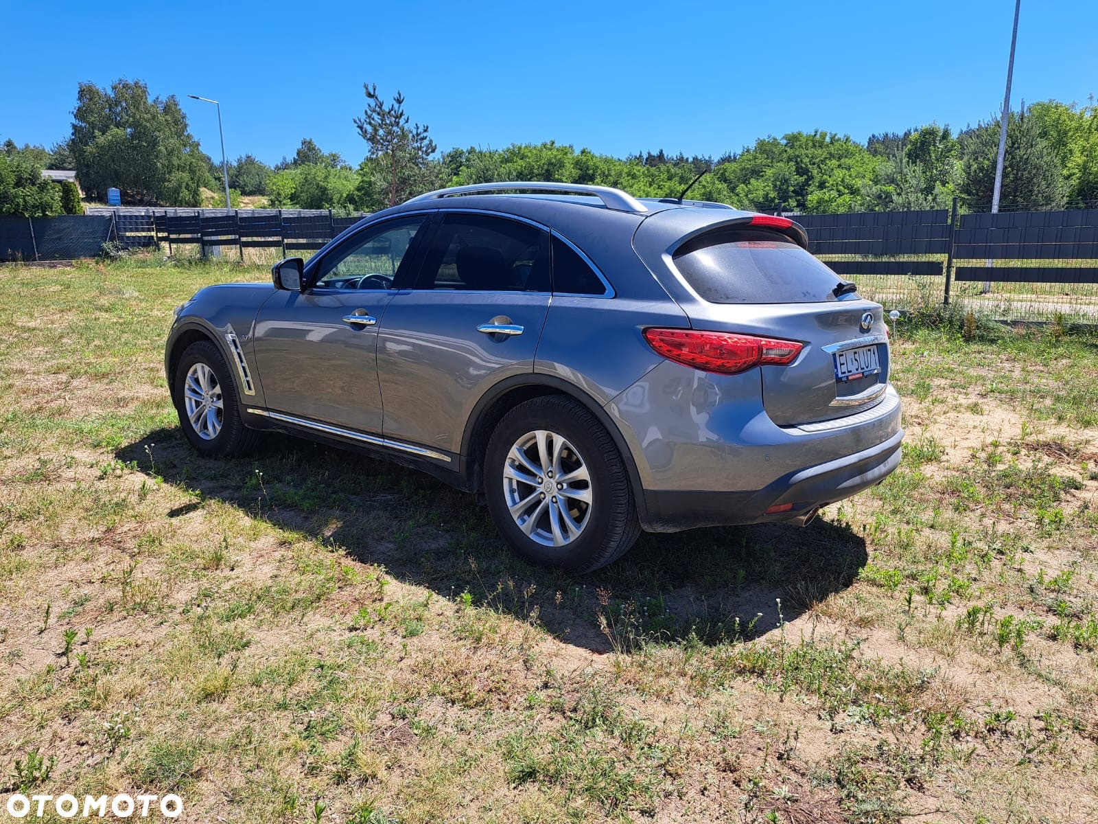Infiniti QX70 3.7 AWD S - 4