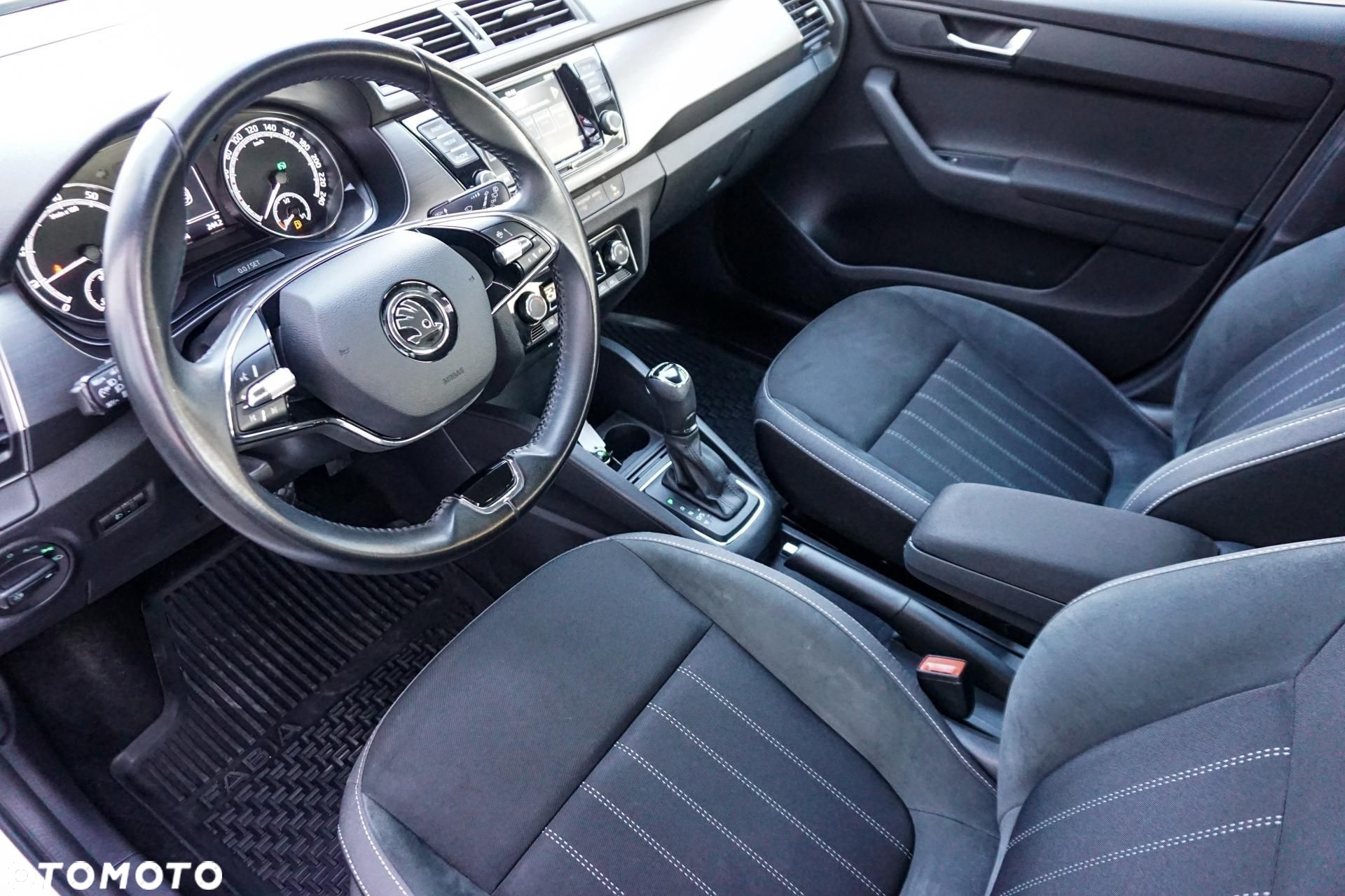 Skoda Fabia - 9
