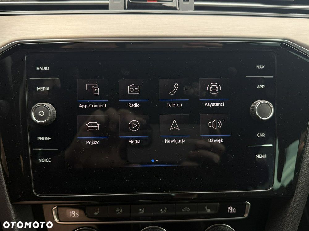 Volkswagen Passat 2.0 TSI Elegance DSG - 25