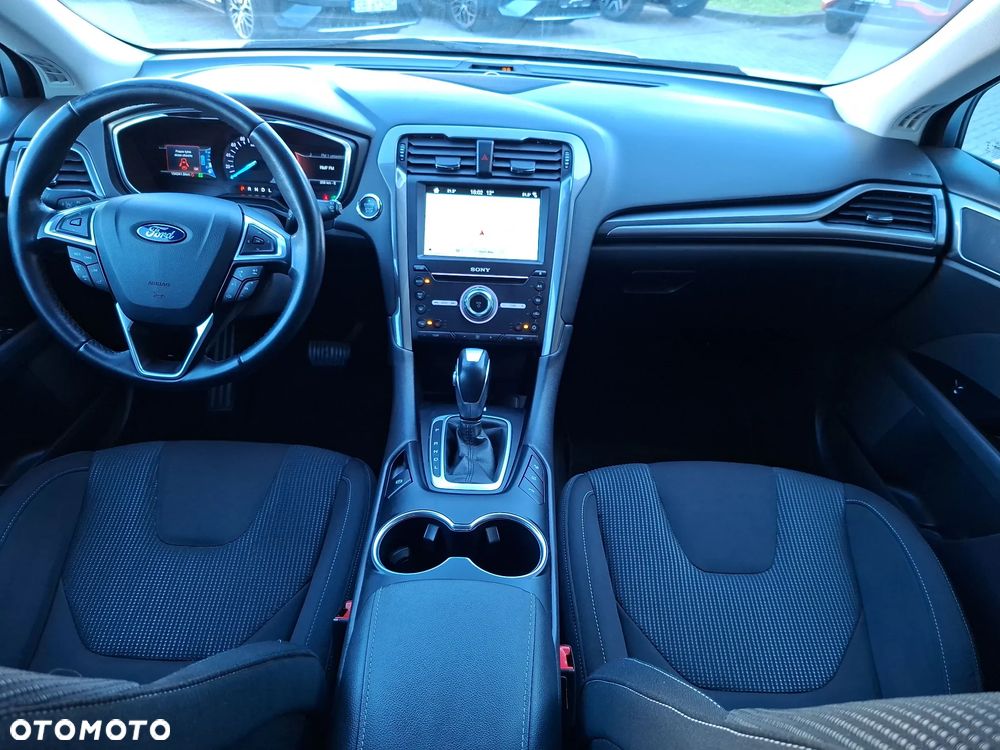 Ford Mondeo 2.0 Hybrid Titanium - 22