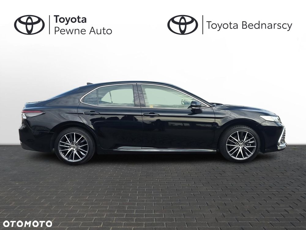 Toyota Camry 2.5 Hybrid Executive CVT - 6