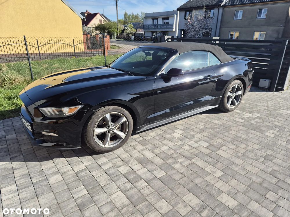 Ford Mustang 3.7 V6 - 1