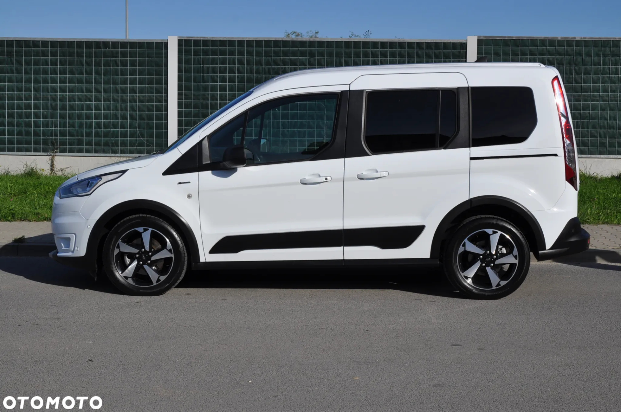 Ford Tourneo Connect 1.5 EcoBlue Active PowerShift - 10