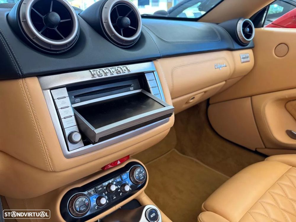 Ferrari California - 17