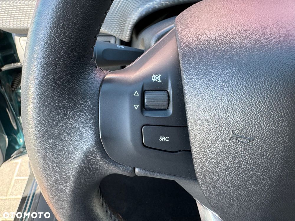 Peugeot 2008 - 13