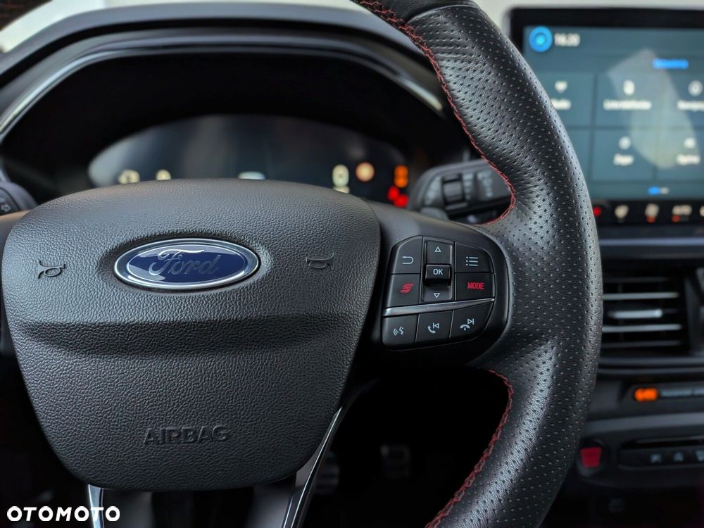 Ford Focus 2.3 EcoBoost ST X - 23