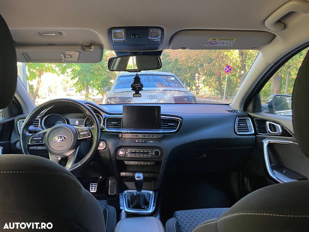 Kia Ceed Cee'd 1.4 GSL Star - 6