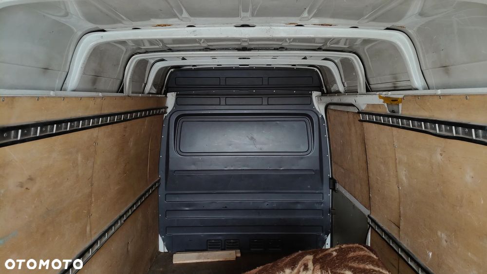 Mercedes-Benz Sprinter - 18