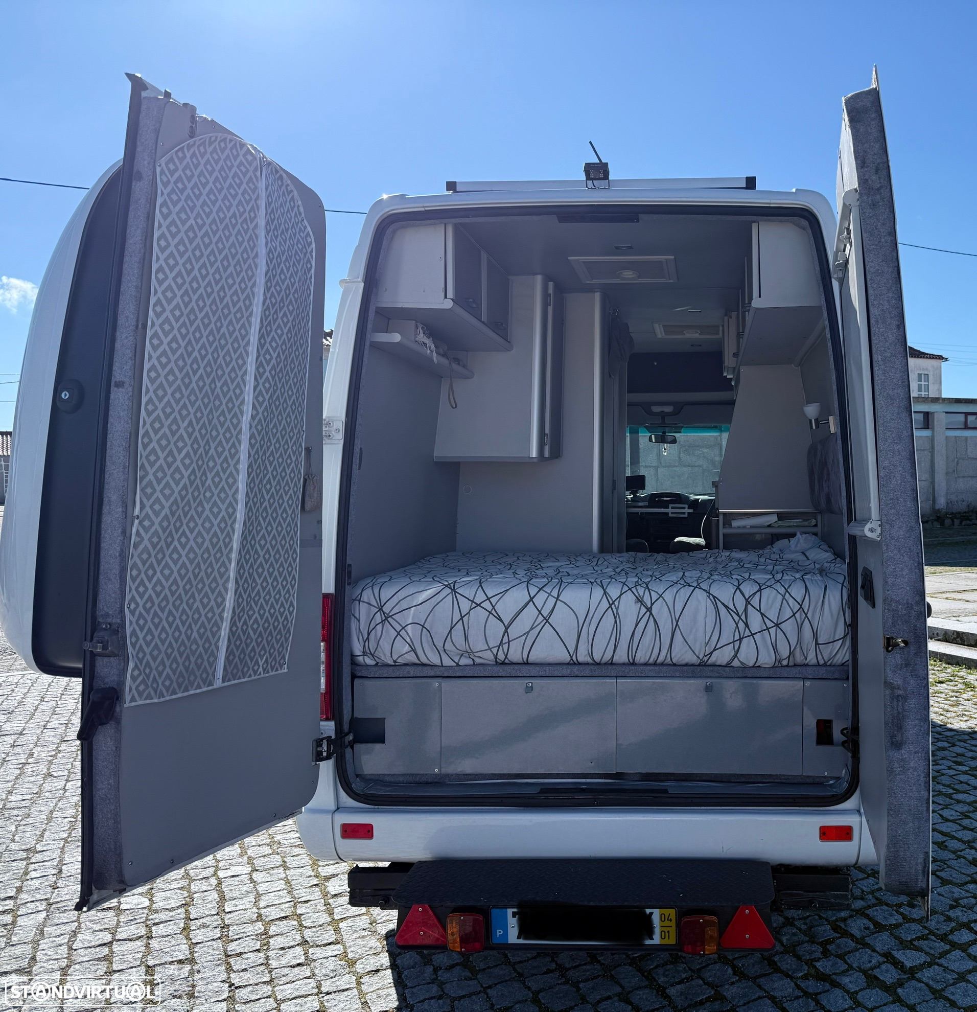 Mercedes-Benz Sprinter - 22