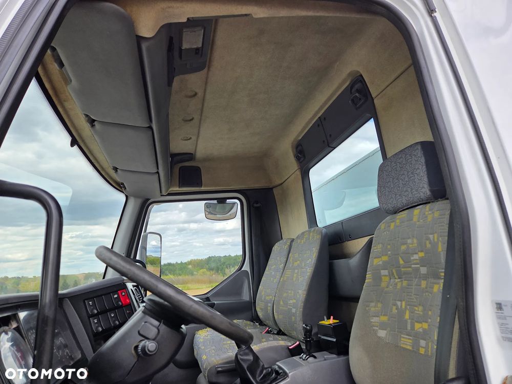 Renault Midlum 100.75 Atego Scania - 14