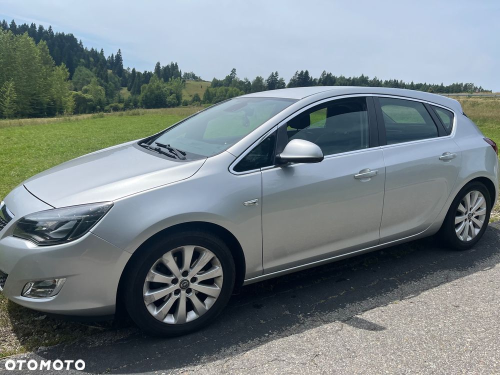 Opel Astra 1.7 CDTI ecoFLEX - 2
