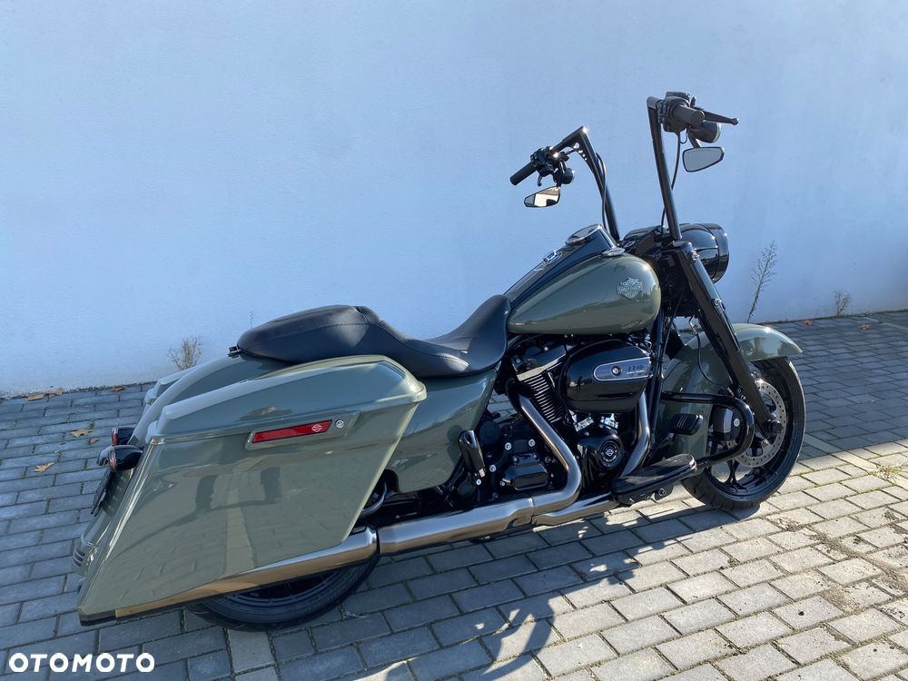 Harley-Davidson Touring Road King - 4