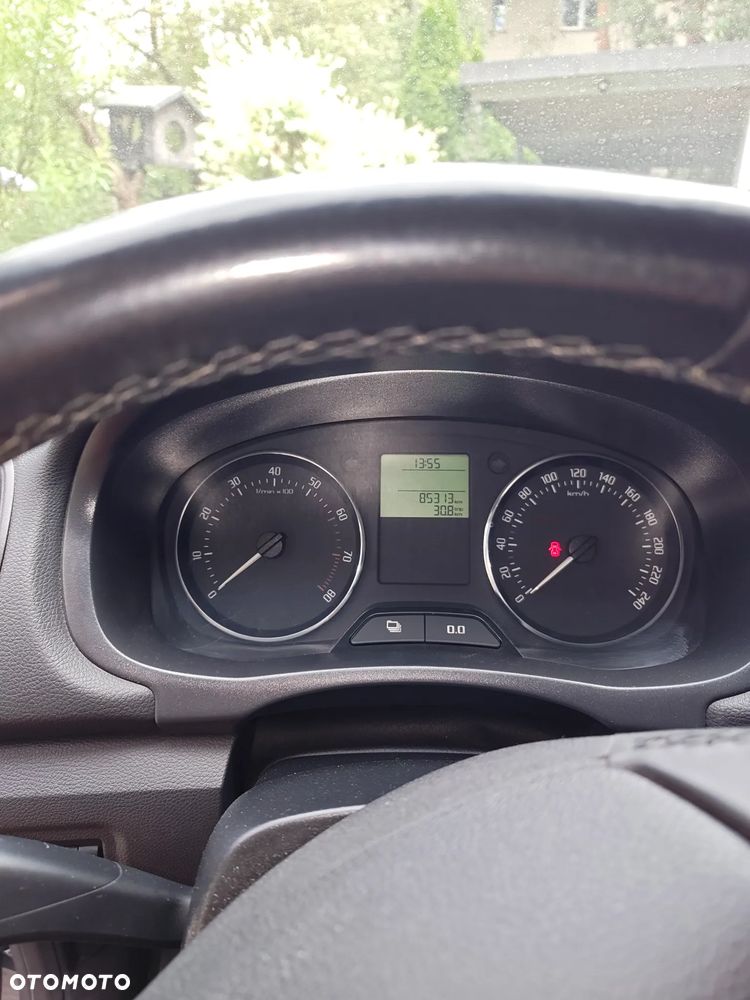Skoda Fabia 1.2 TSI Classic DSG - 4