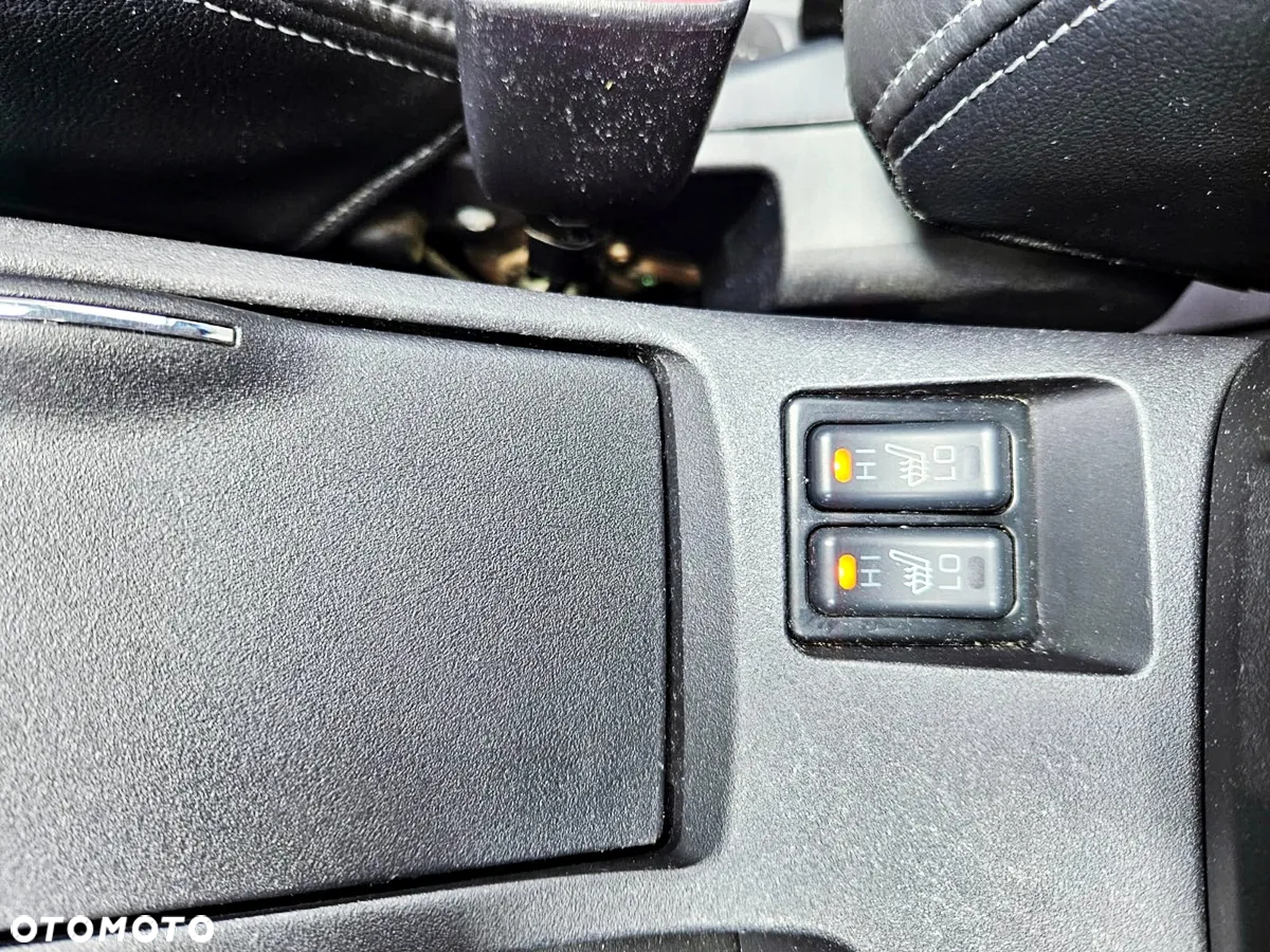 Mitsubishi Lancer 1.8 Instyle NAVI CVT - 18