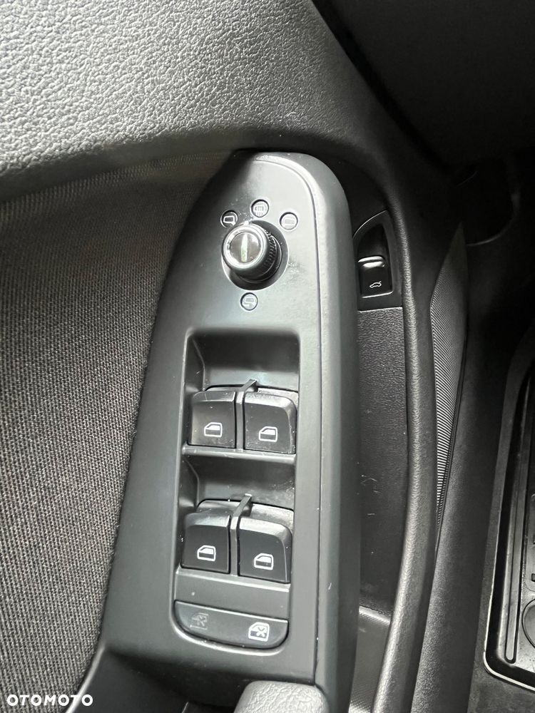 Audi A4 Avant 2.0 TDI DPF multitronic Attraction - 32