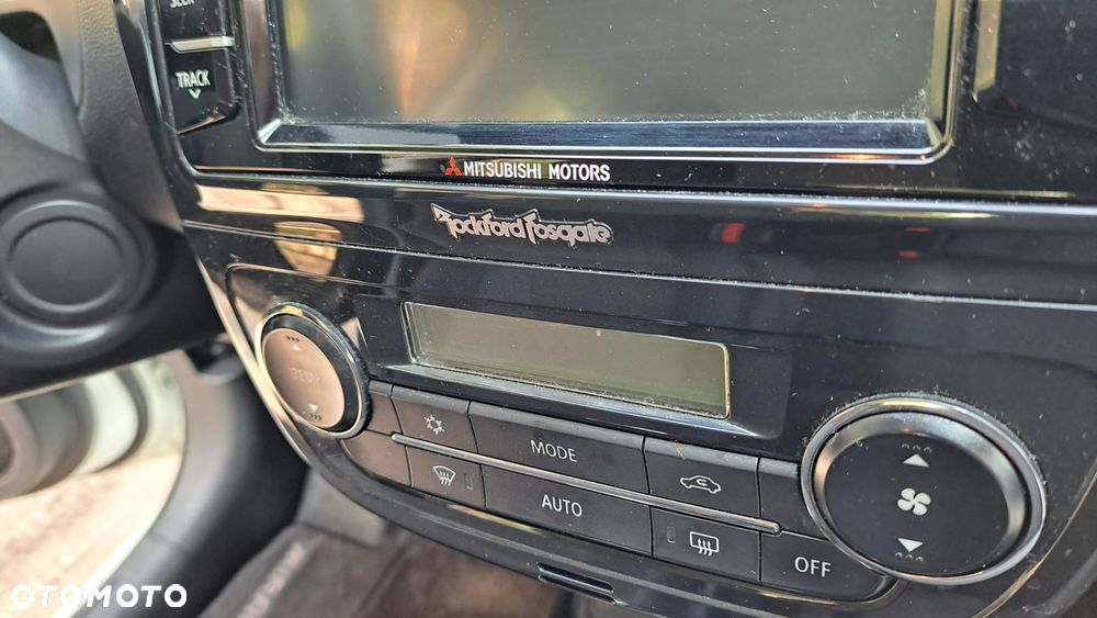 Mitsubishi Space Star - 20