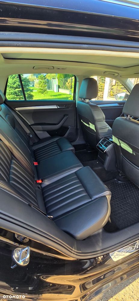 Skoda Superb 2.0 TDI DSG Ambition - 10