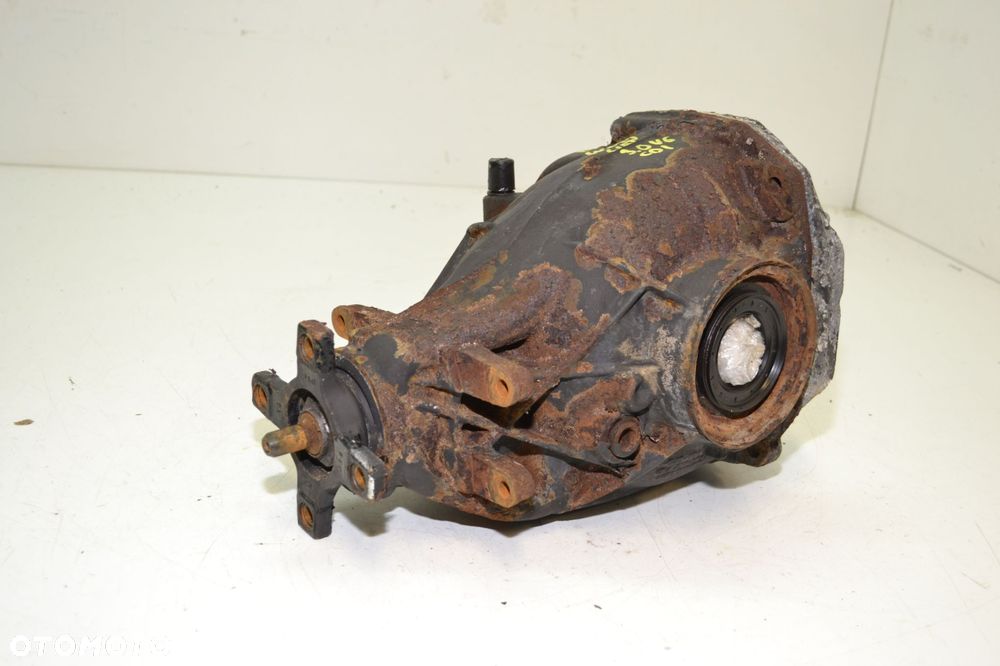 MERCEDES W211 3.0 CDI V6 2.47 DYFER MOST - 1