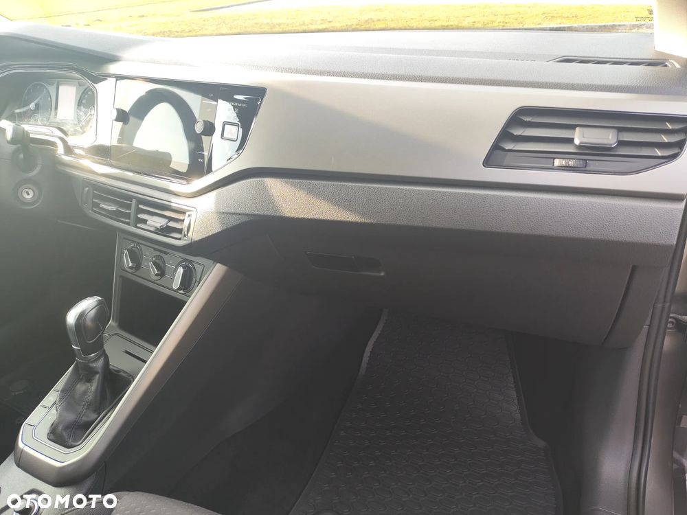 Volkswagen Polo 1.0 TSI DSG Comfortline - 17