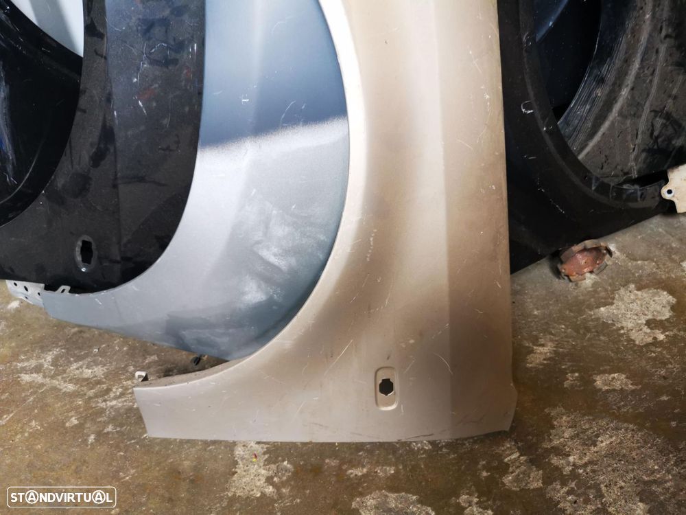 AUDI A6 GUARDA LAMAS ESQUERDO - GL051 - 4