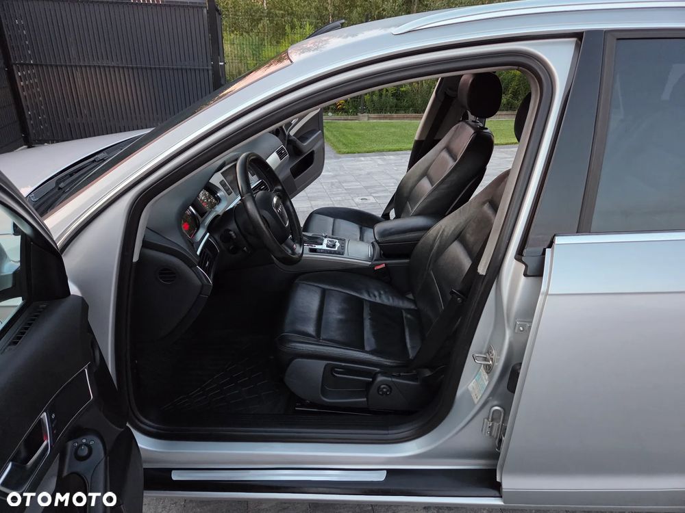 Audi A6 Avant 3.0 TDI DPF quattro tiptronic - 26