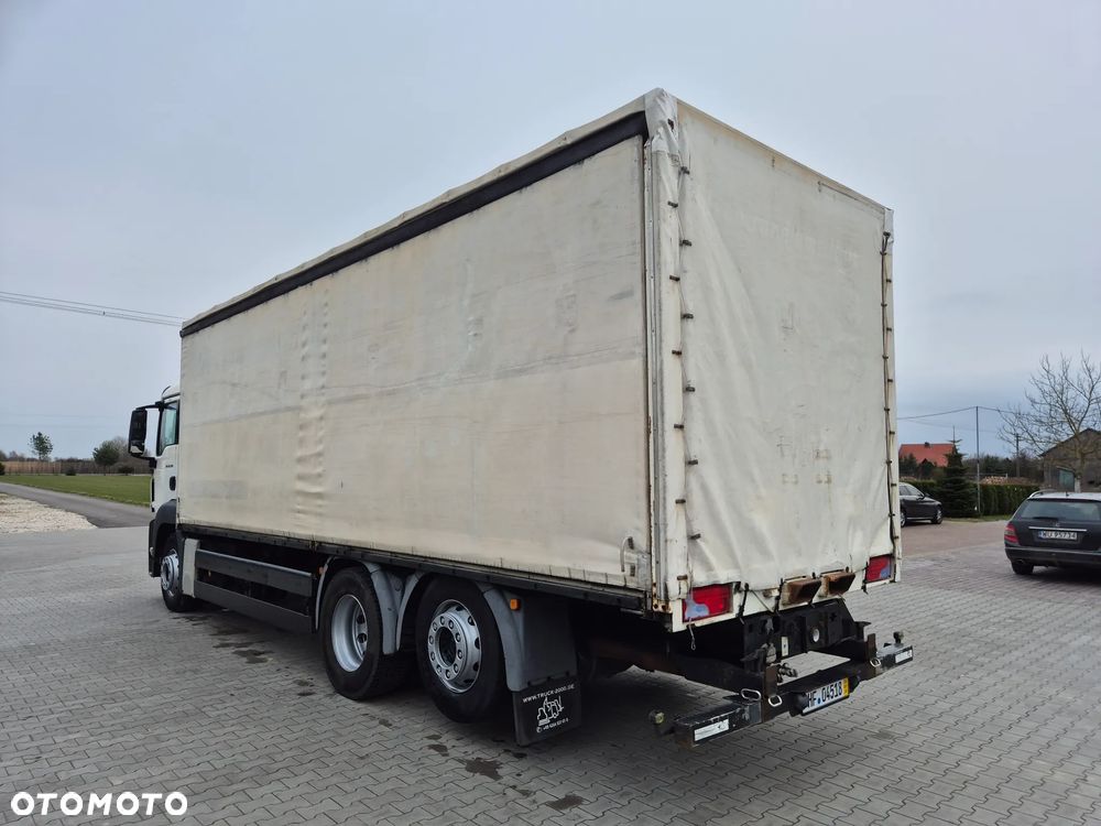 MAN TGS 26.320 6X2 skrętna oś - 7