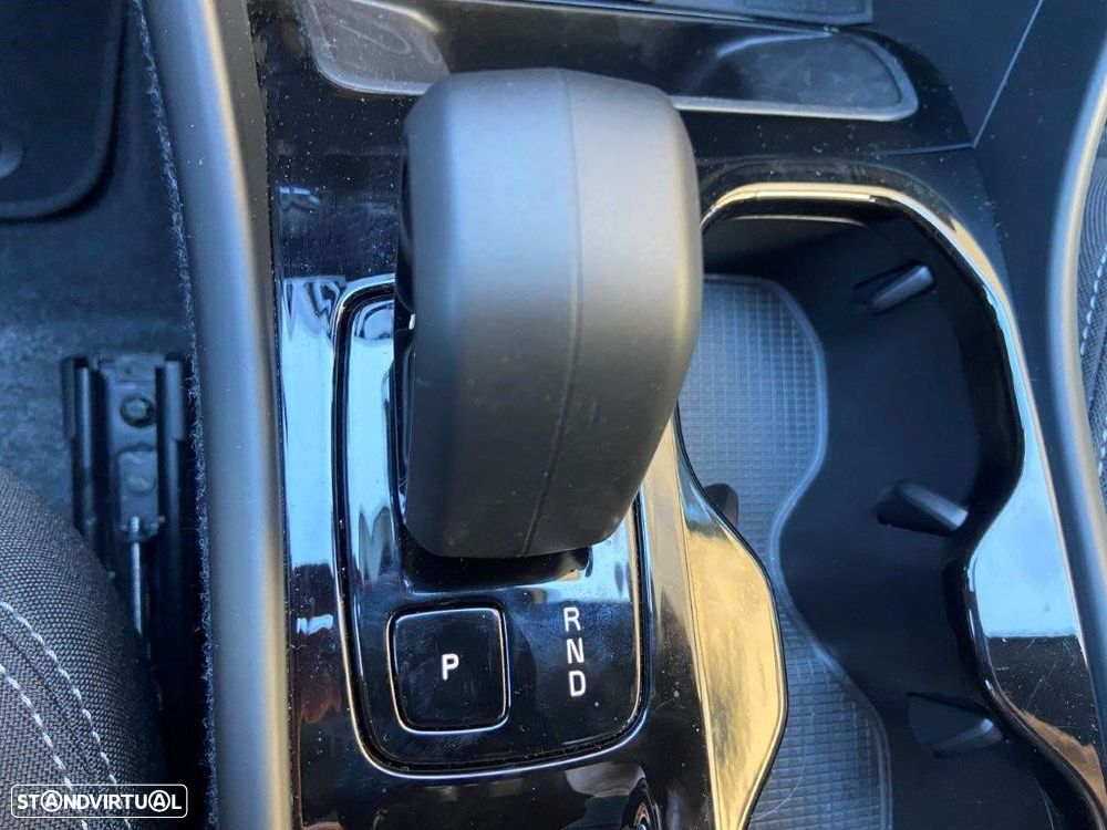 Volvo XC 40 2.0 B3 Black Edition - 16