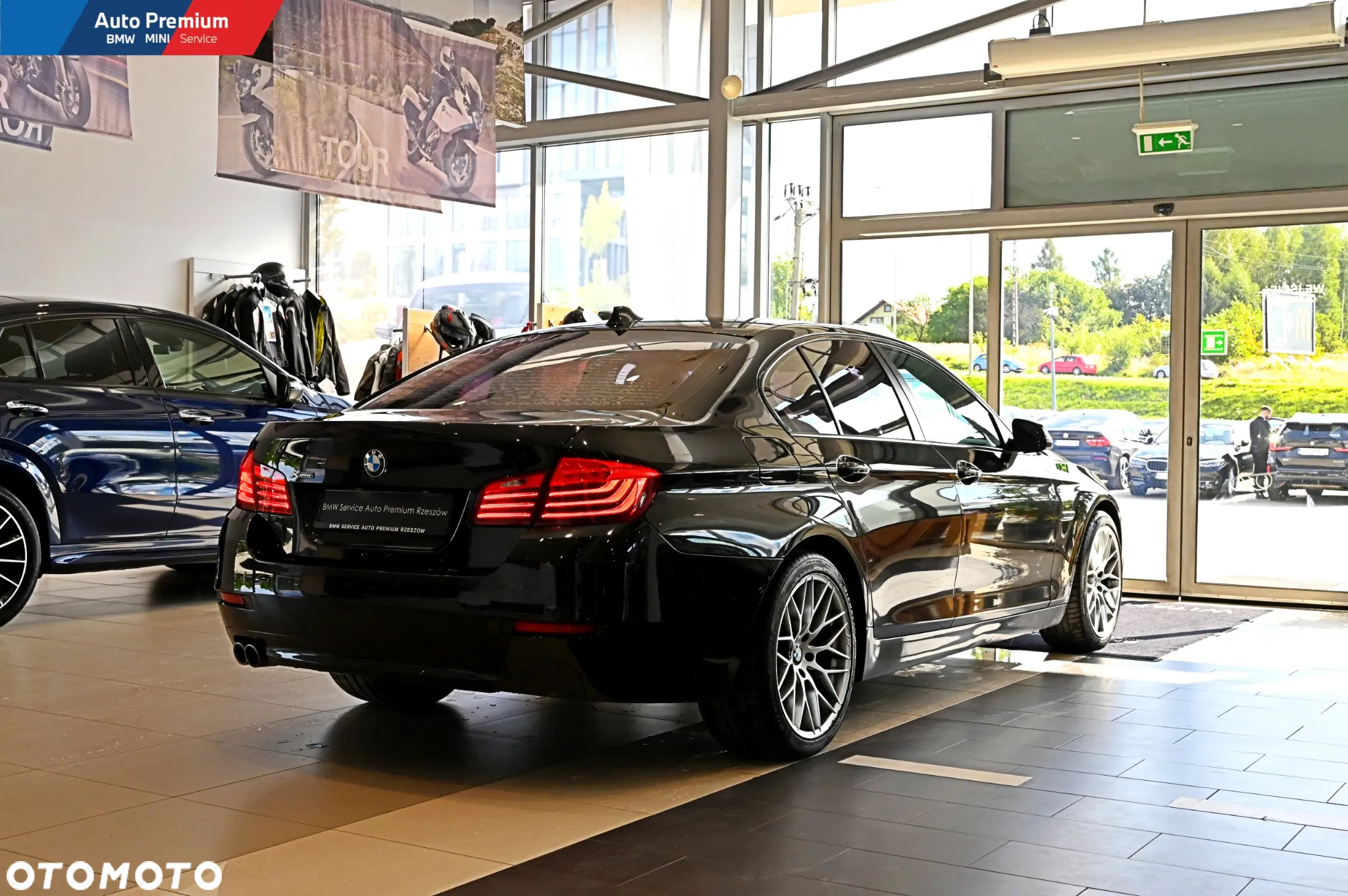 BMW Seria 5 525d xDrive Luxury Line - 16