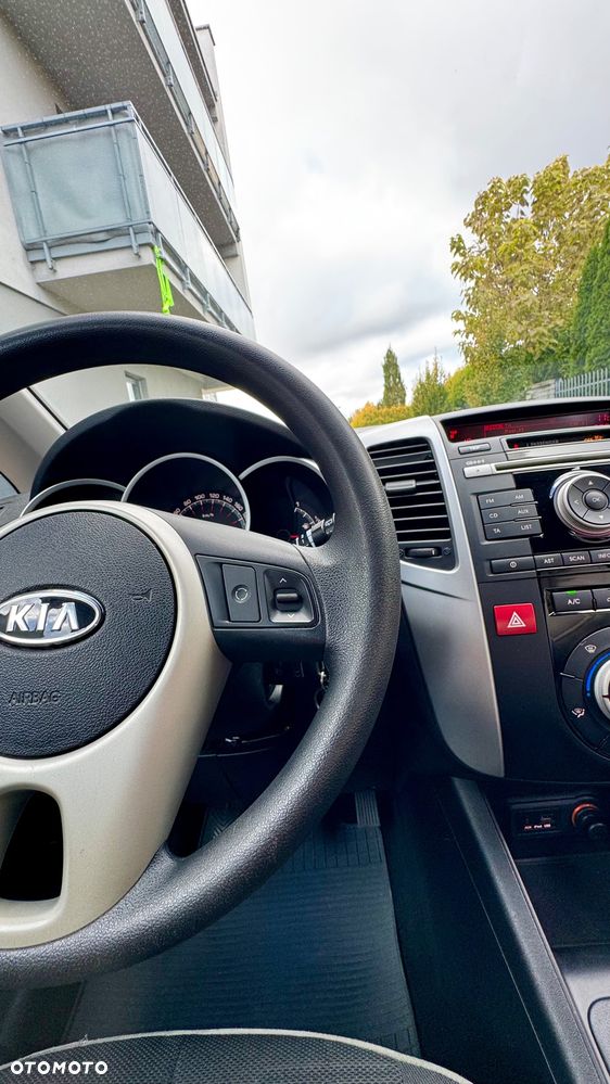 Kia Venga 1.6 M - 29