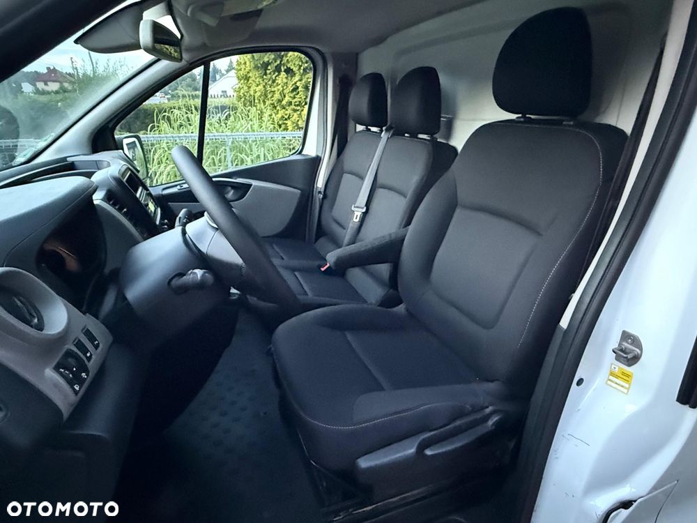 Renault Trafic - 14