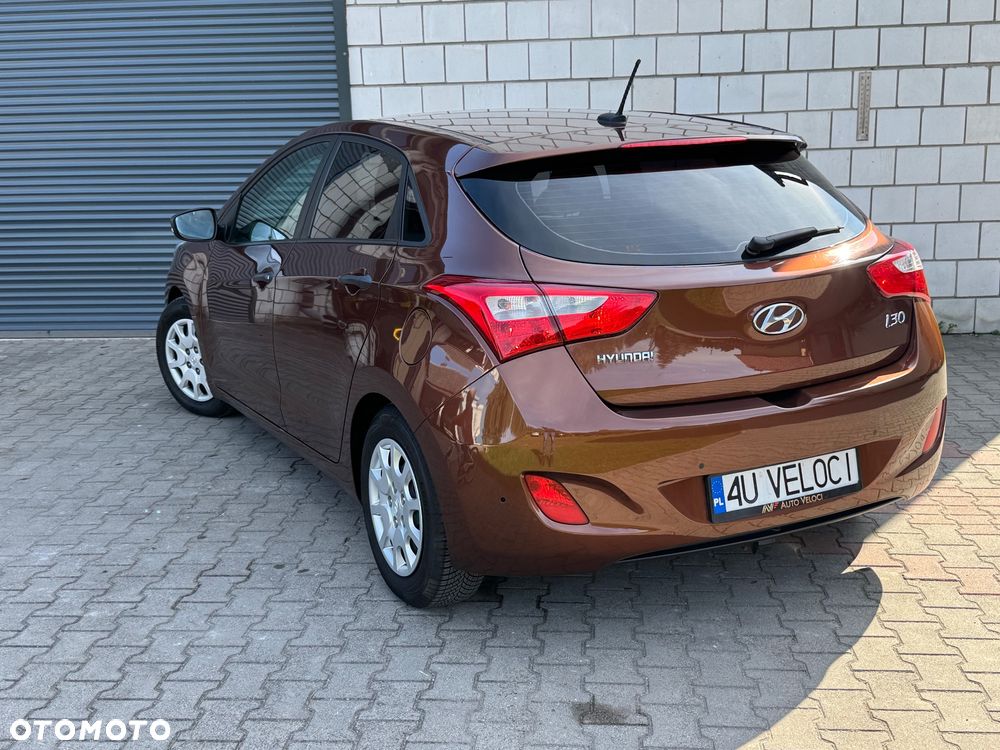 Hyundai i30 i30cw 1.4 Intro Edition - 14