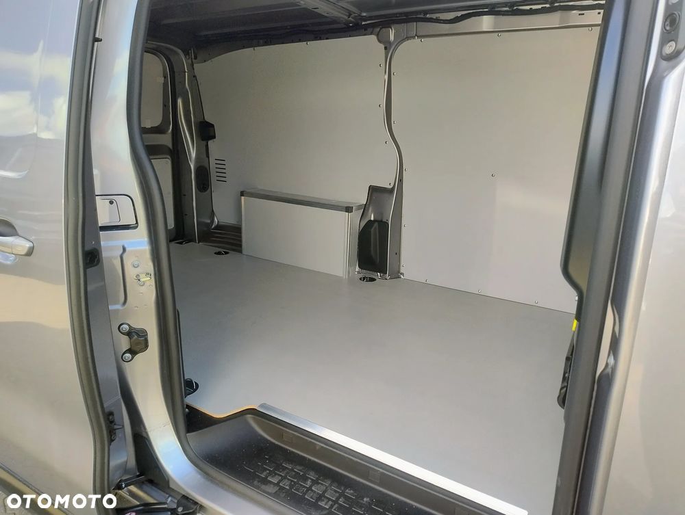Peugeot Expert - 9