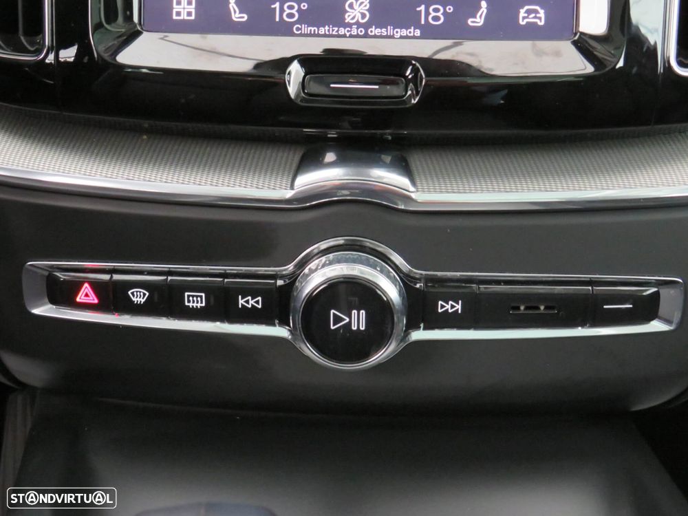 Volvo XC 60 2.0 T6 PHEV Core AWD - 35