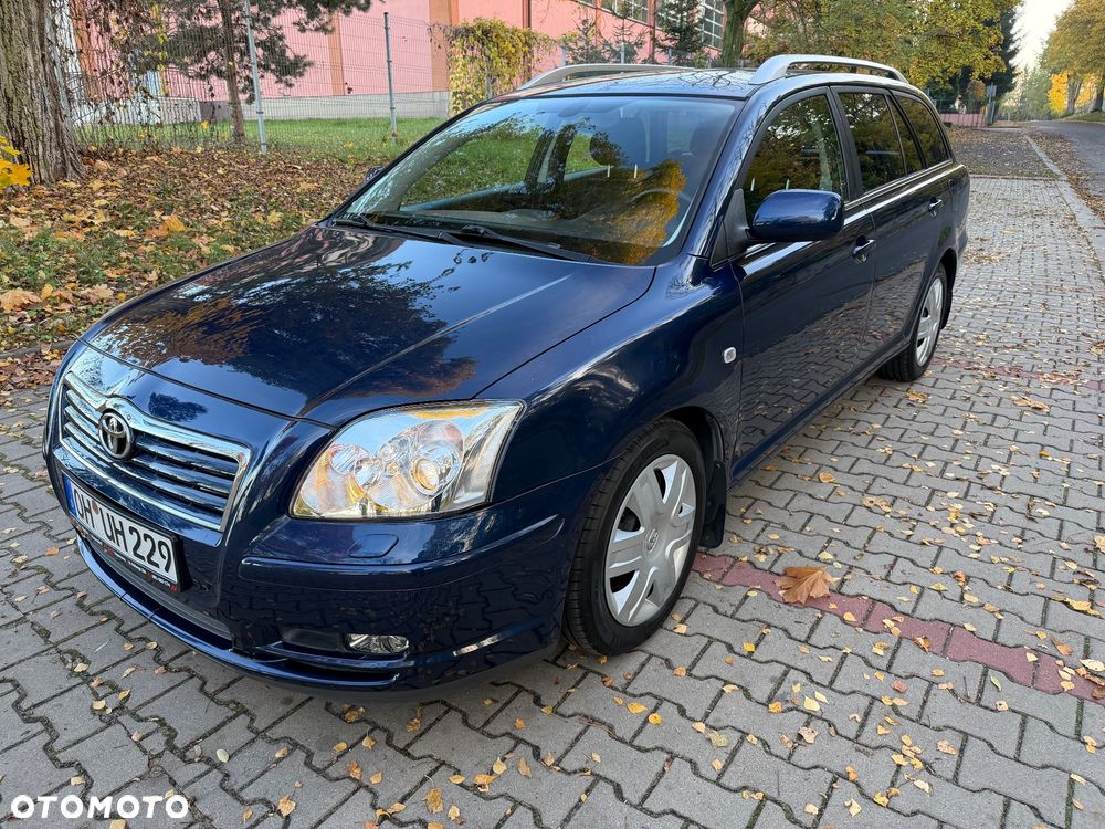 Toyota Avensis - 6