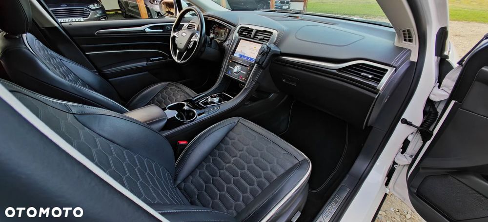 Ford Mondeo 2.0 EcoBlue Vignale Plus AWD - 17