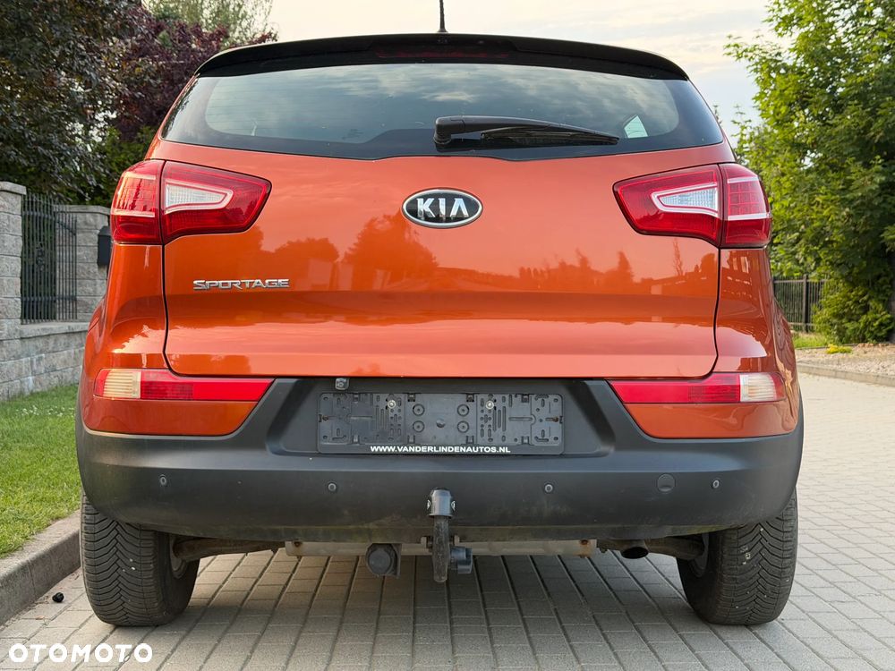Kia Sportage 2.0 CVVT 2WD Attract - 24