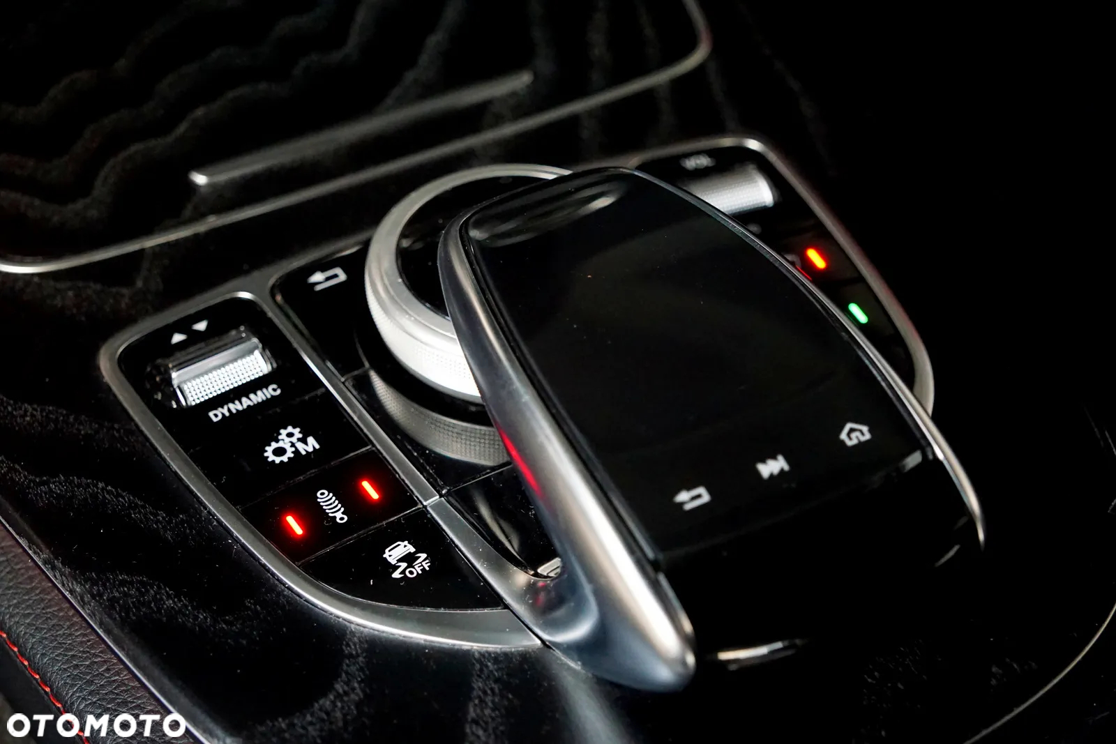 Mercedes-Benz Klasa E 53 AMG 4Matic AMG Speedshift 9G-MCT - 37