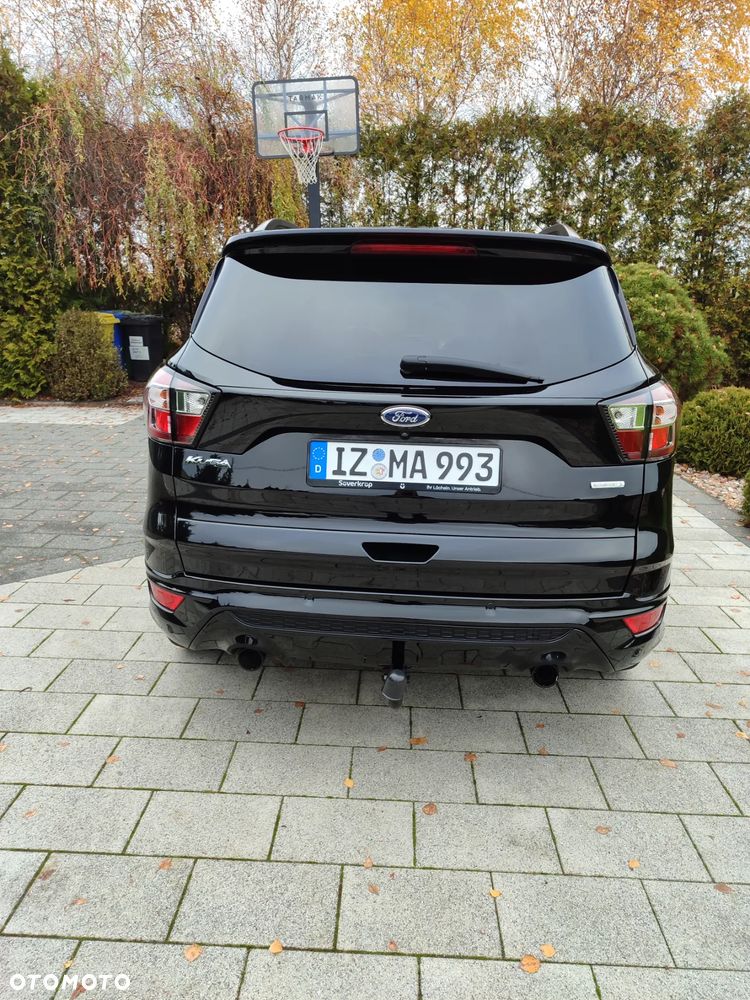 Ford Kuga 1.5 EcoBoost 2x4 ST-Line - 10