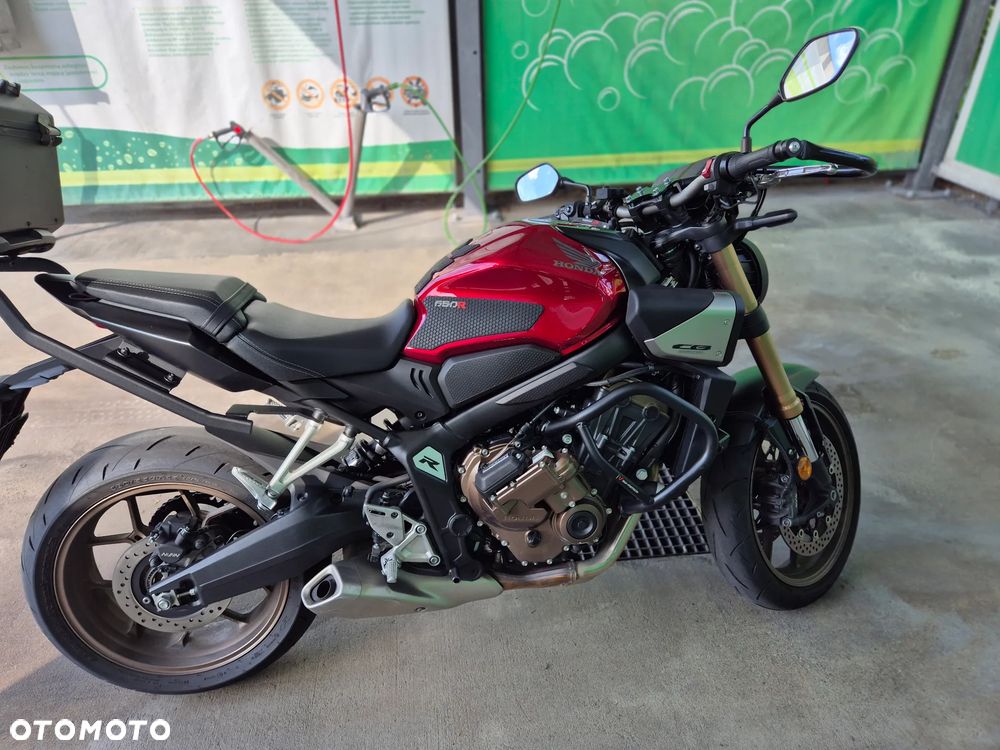 Honda CB - 11