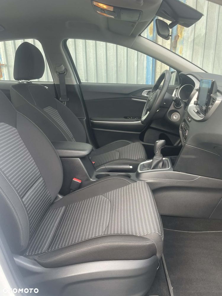 Kia XCeed 1.0 T-GDI L Business Line - 27
