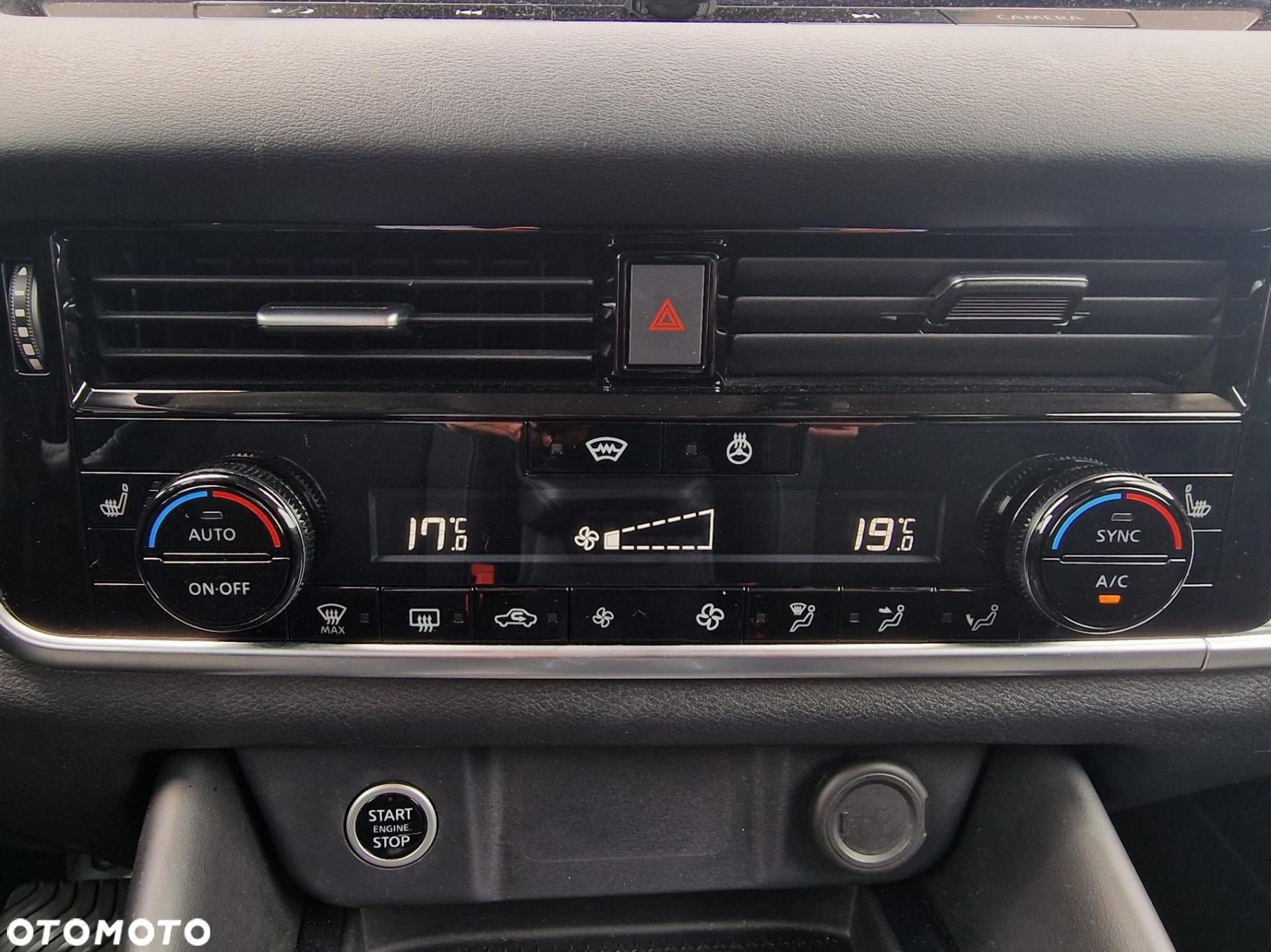 Nissan Qashqai - 13