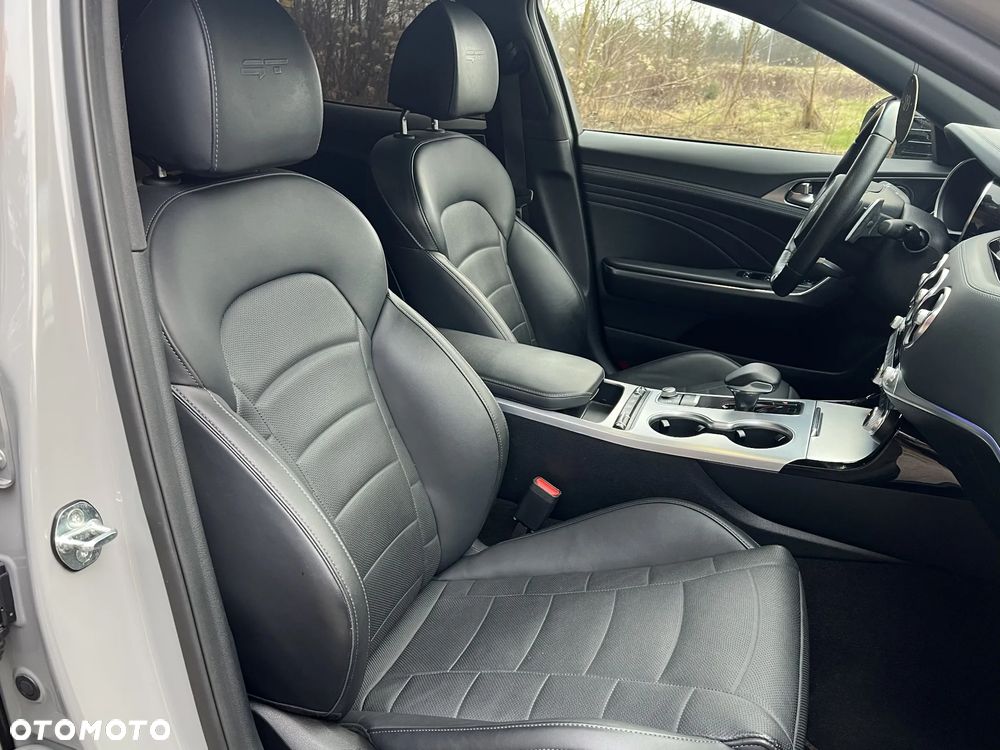Kia Stinger 3.3 T-GDI V6 GT Prestige Line AWD - 21