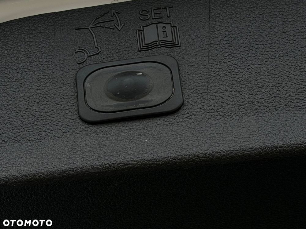 Ford Kuga 2.0 TDCi 4x4 ST-Line - 35